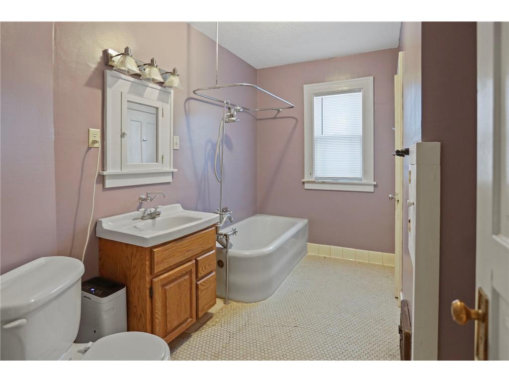 521 2nd Street NW Faribault MN 55021 6781328 image24