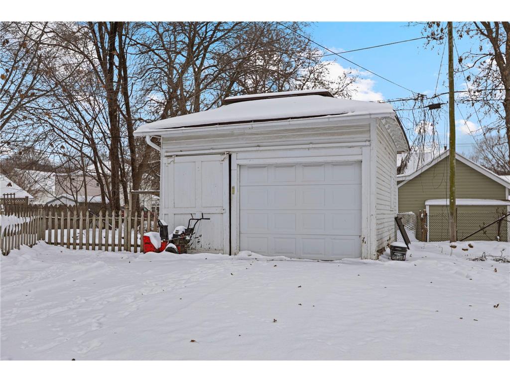 521 2nd Street NW Faribault MN 55021 6781328 image34