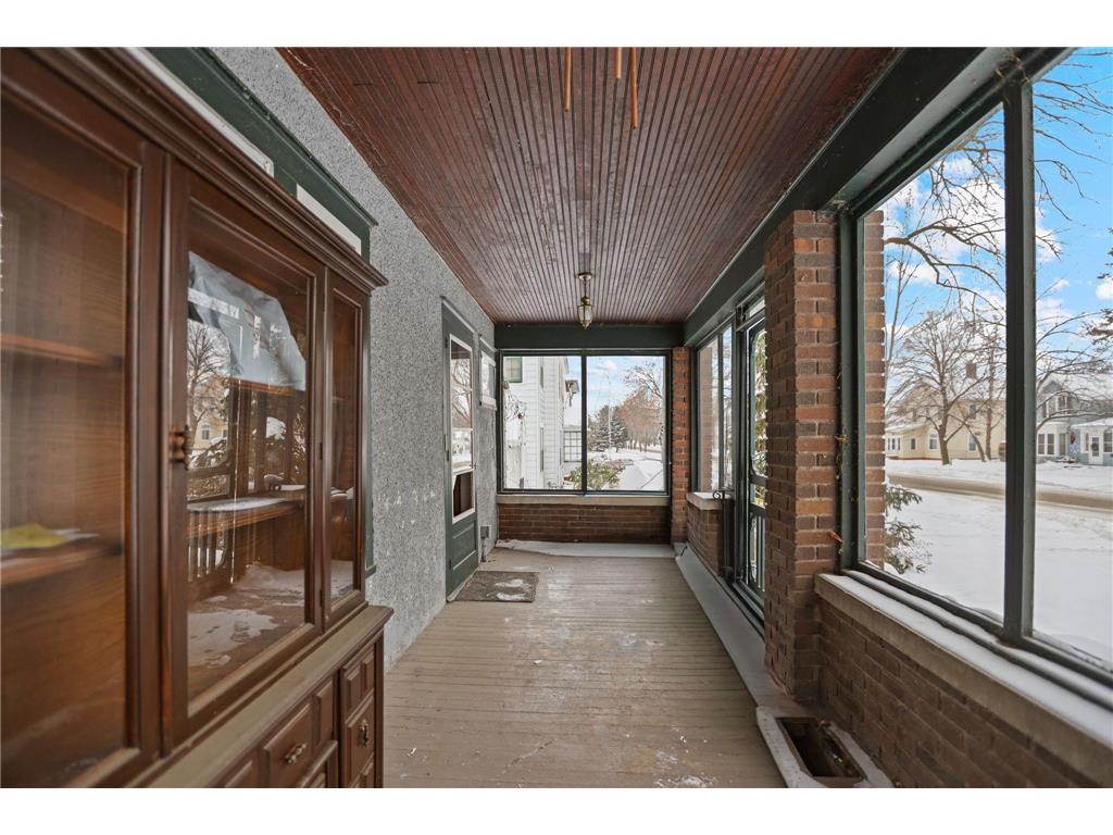 521 2nd Street NW Faribault MN 55021 6781328 image4