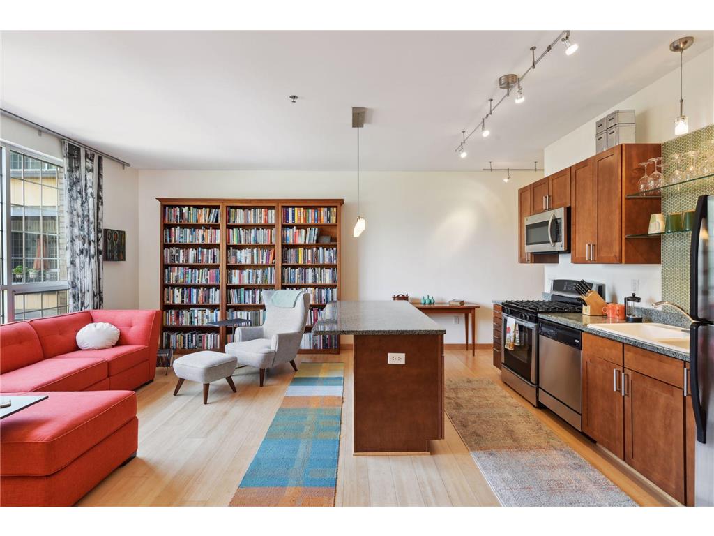 521 2nd Street SE #405 Minneapolis MN 55414 6308349 image1