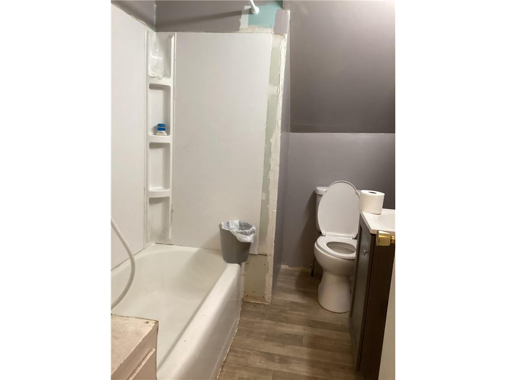 521 9th Avenue W Alexandria MN 56308 7089009 image18