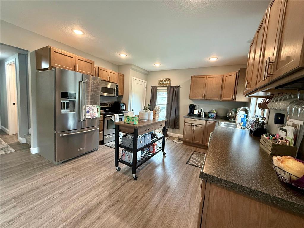 521 E 5th Street Redwood Falls MN 56283 7080227 image5