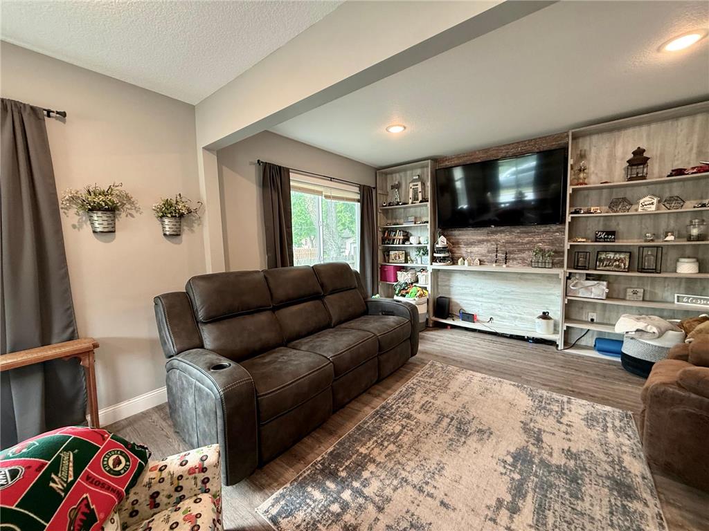 521 E 5th Street Redwood Falls MN 56283 7080227 image9