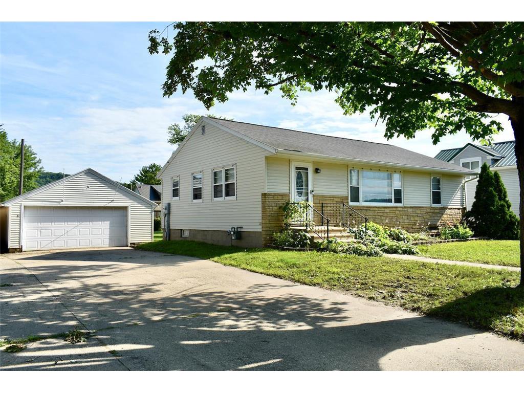 521 E Cedar Street, Houston, MN, 55943 MLS 6239712 Edina Realty