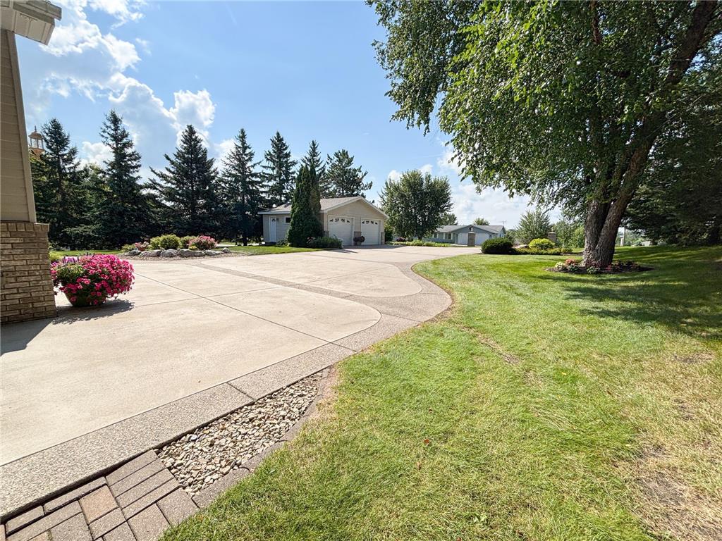 521 E Summit Street Battle Lake MN 56515 - West Battle 7038626 image65