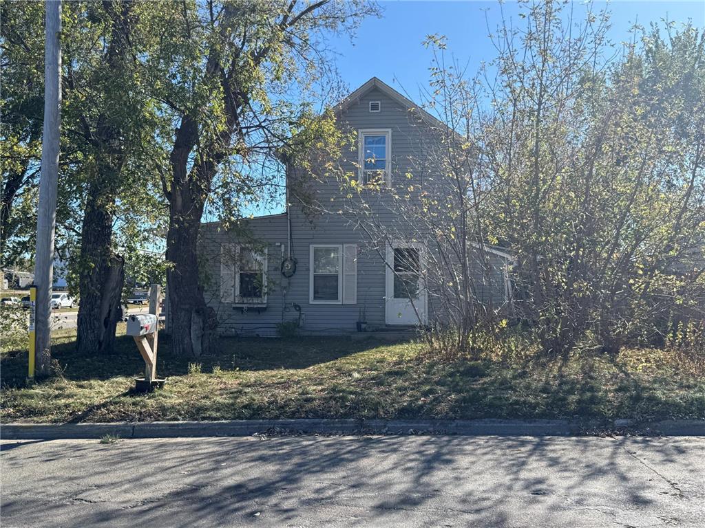 521 Main Street E Detroit Lakes MN 56501 6802017 image1