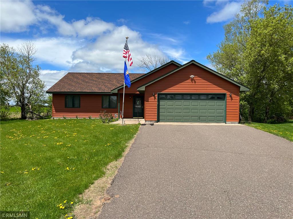 521 Main Street W, Hinckley, MN, 55037 MLS 6200517 Edina Realty