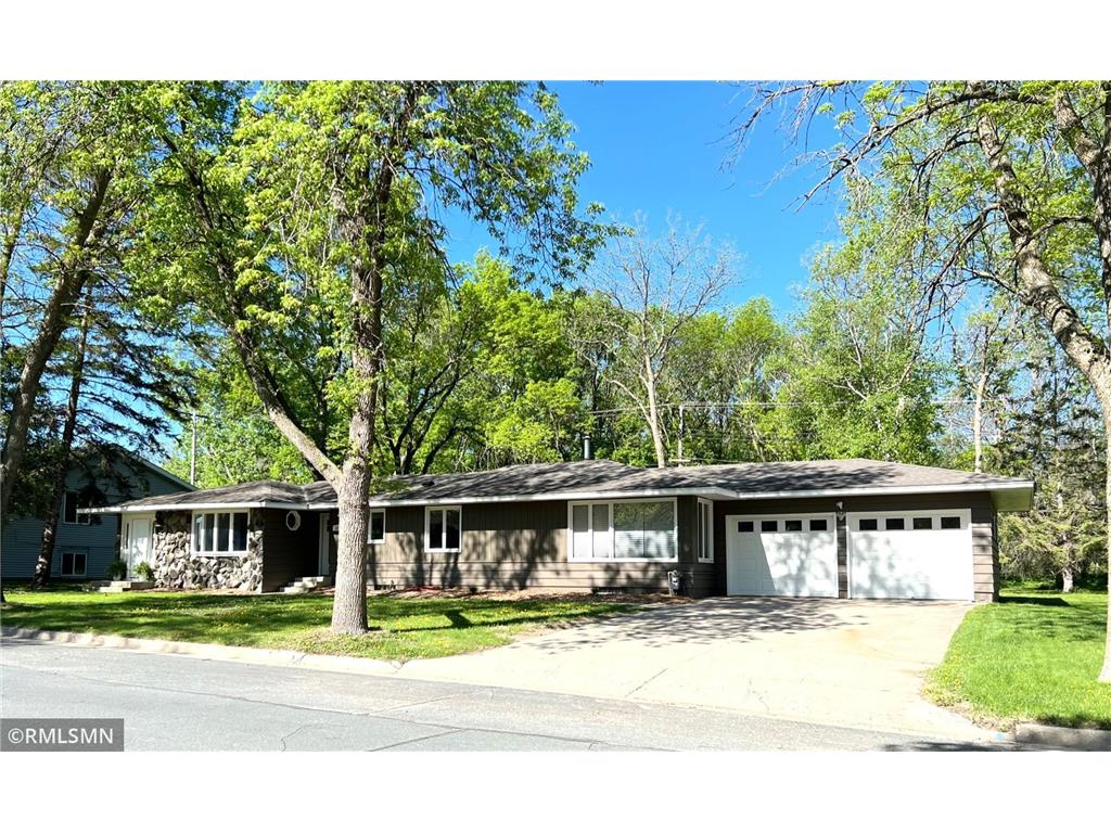521 Maple Street, Dassel, MN 55325 MLS 6374090 Edina Realty