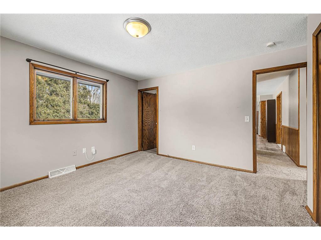 521 Mcdevitt Street Shakopee MN 55379 7013443 image21