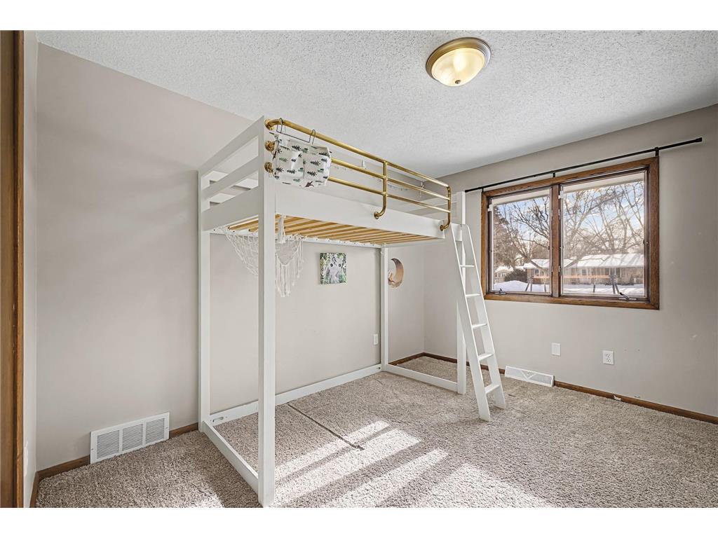 521 Mcdevitt Street Shakopee MN 55379 7013443 image27