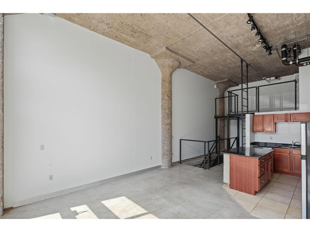 521 S 7th Street #116 Minneapolis MN 55415 6812113 image3