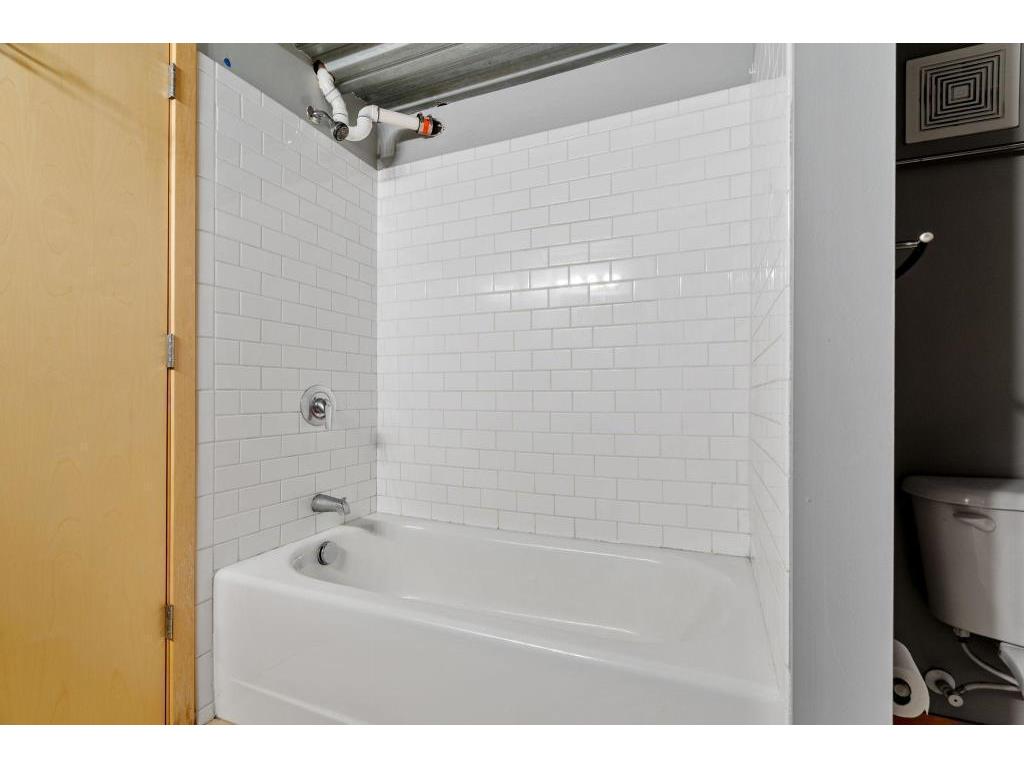 521 S 7th Street #602 Minneapolis MN 55415 6704703 image18