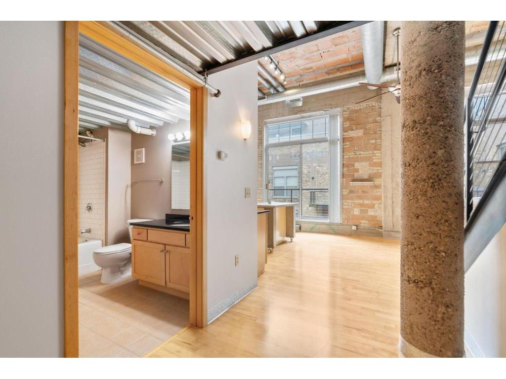 521 S 7th Street #619 Minneapolis MN 55415 7020168 image5