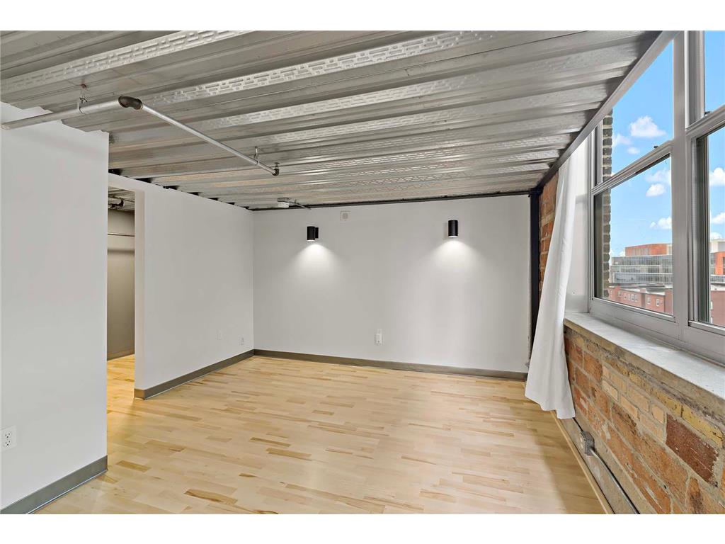 521 S 7th Street #623 Minneapolis MN 55415 7049250 image12