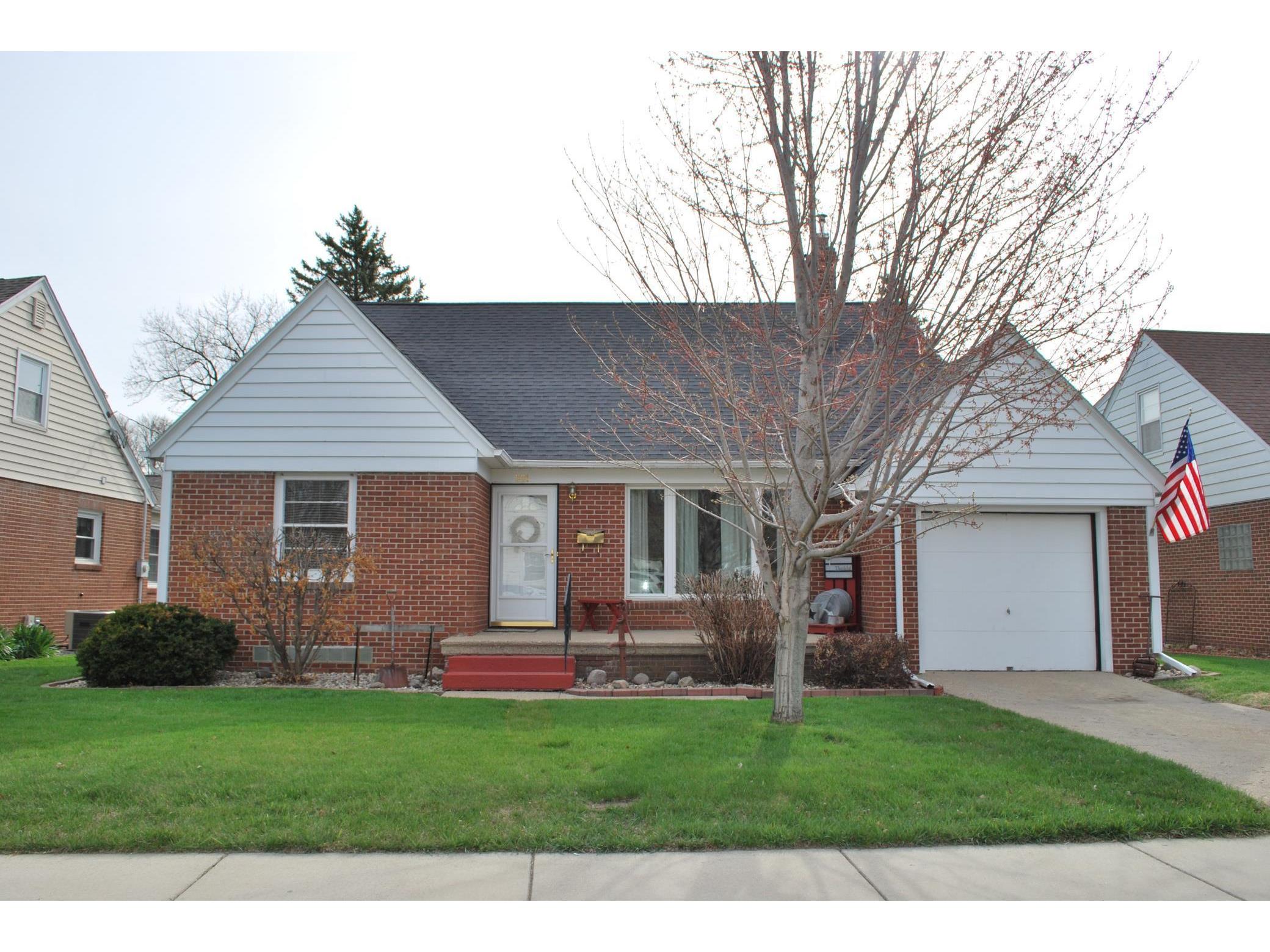 521 S Hampton Street, Fairmont, MN 56031 MLS 5742594 Edina Realty