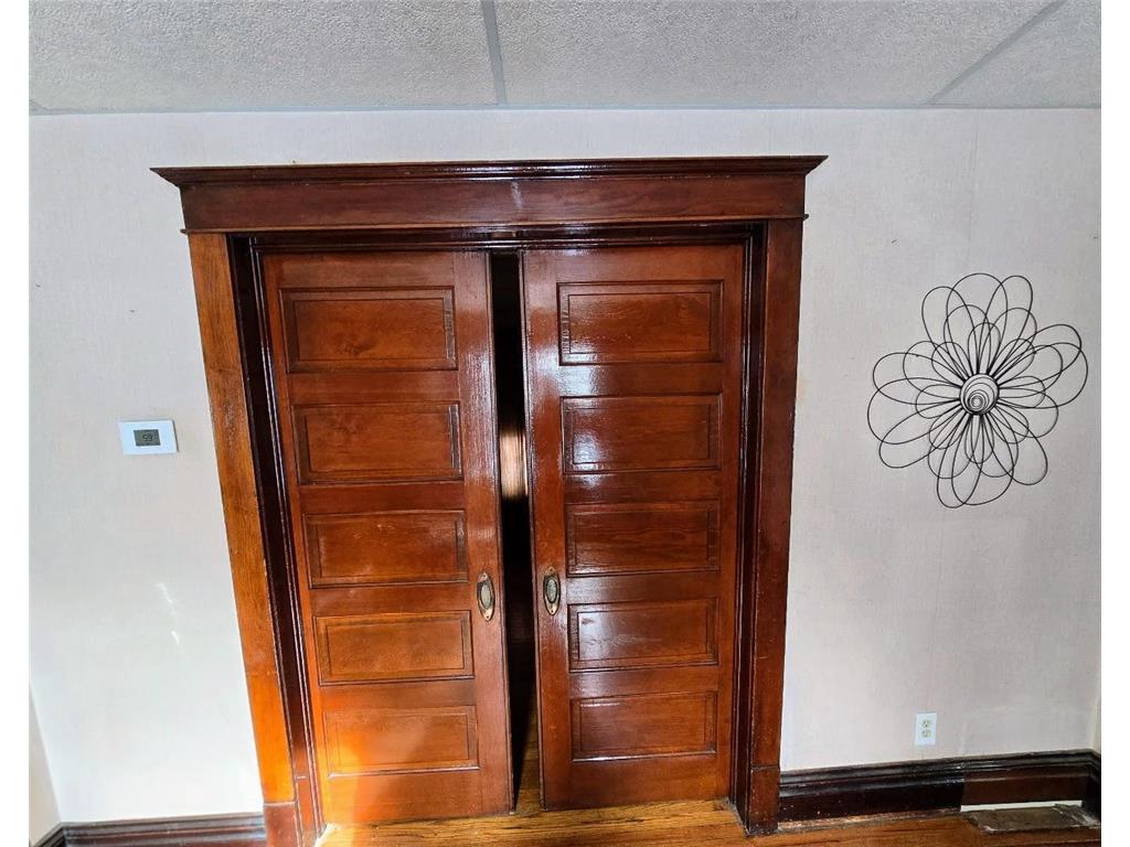 521 Washington Avenue Holland MN 56139 7002022 image16