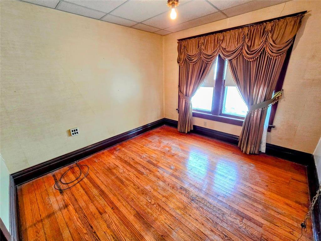 521 Washington Avenue Holland MN 56139 7002022 image19