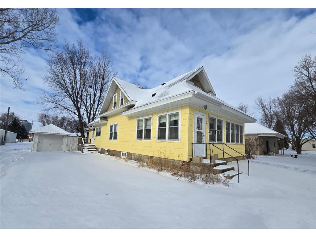 521 Washington Avenue Holland MN 56139 7002022 image2