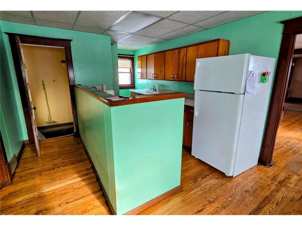 521 Washington Avenue Holland MN 56139 7002022 image25