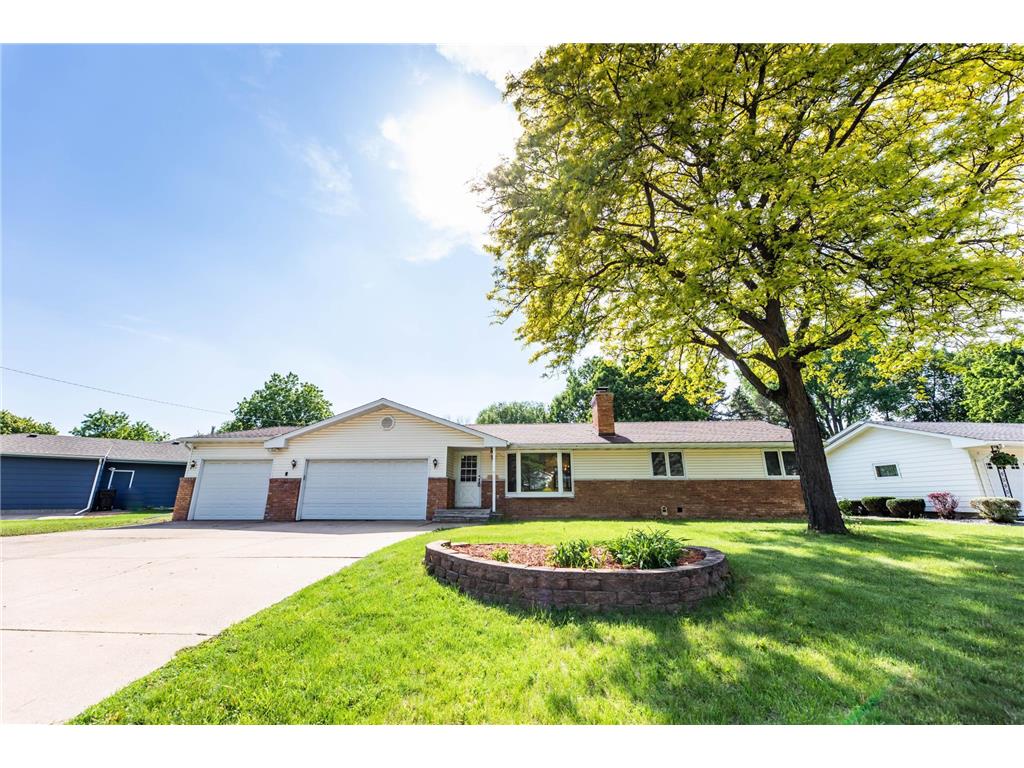 5210 Lincoln Street NE Fridley MN 55421 6539986 image1