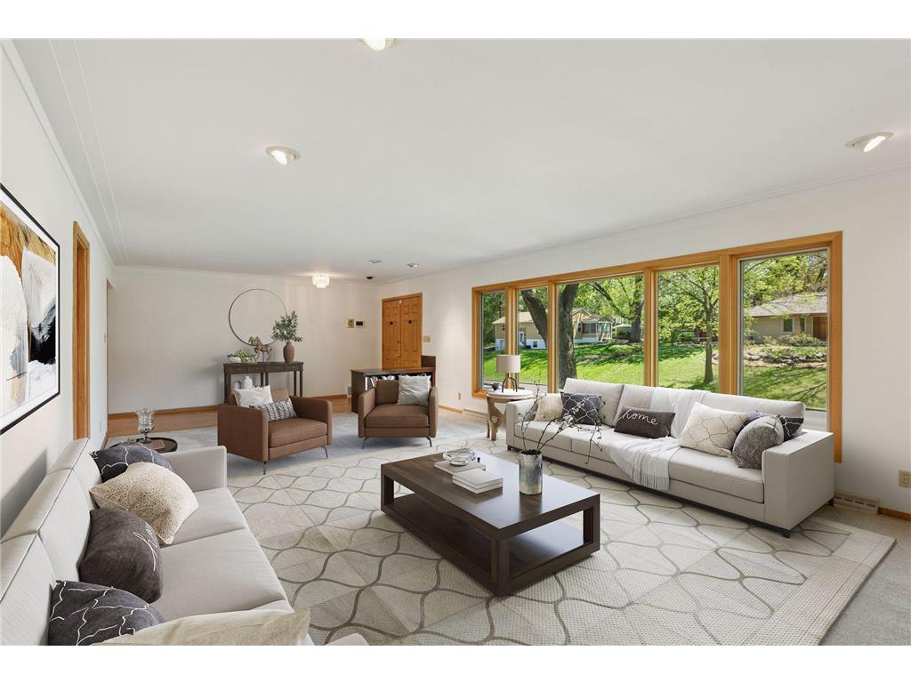 5212 Colonial Drive Golden Valley MN 55416 6716697 image1