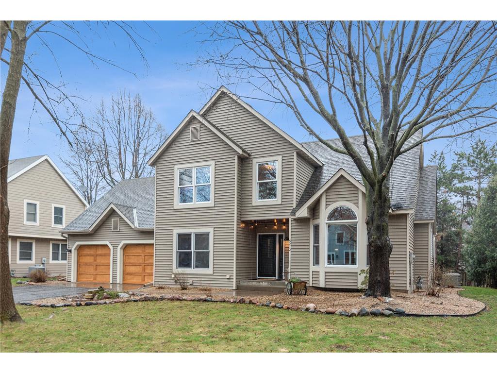 5212 Lakeview Court, White Bear Twp, MN, 55110 MLS 6356866 Edina