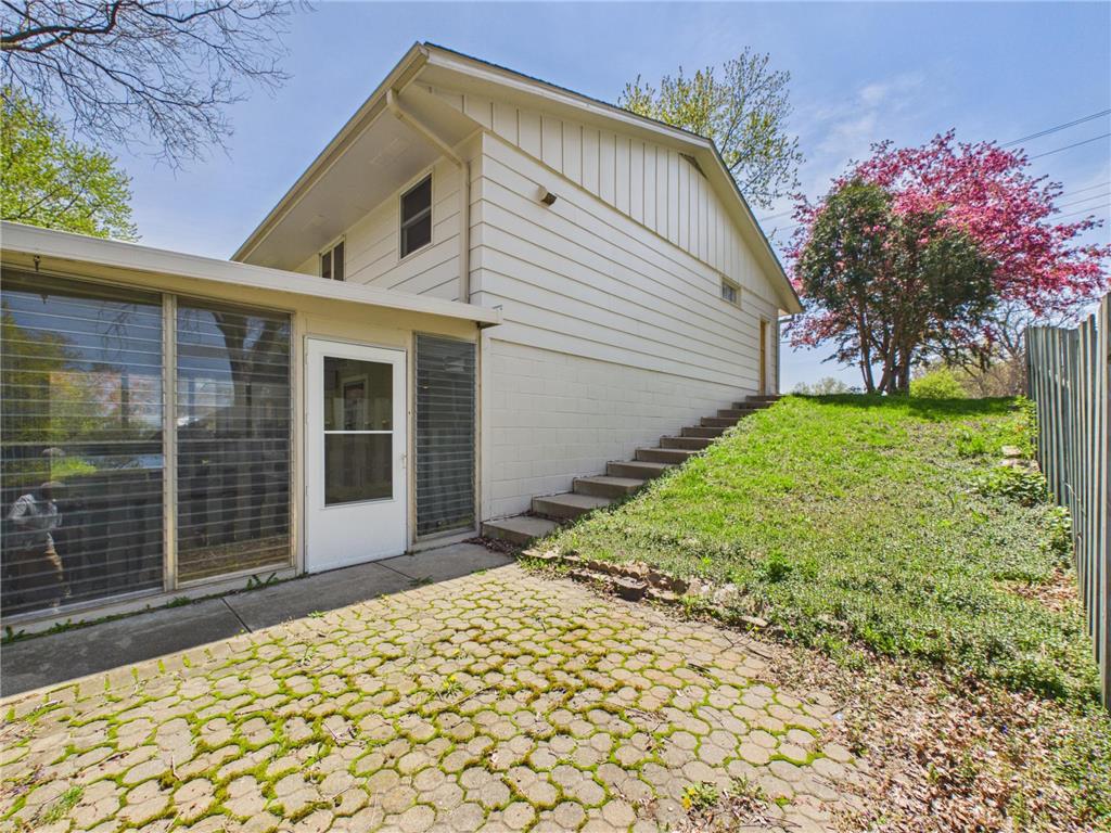 5212 W 70th Street Edina MN 55439 7067736 image3