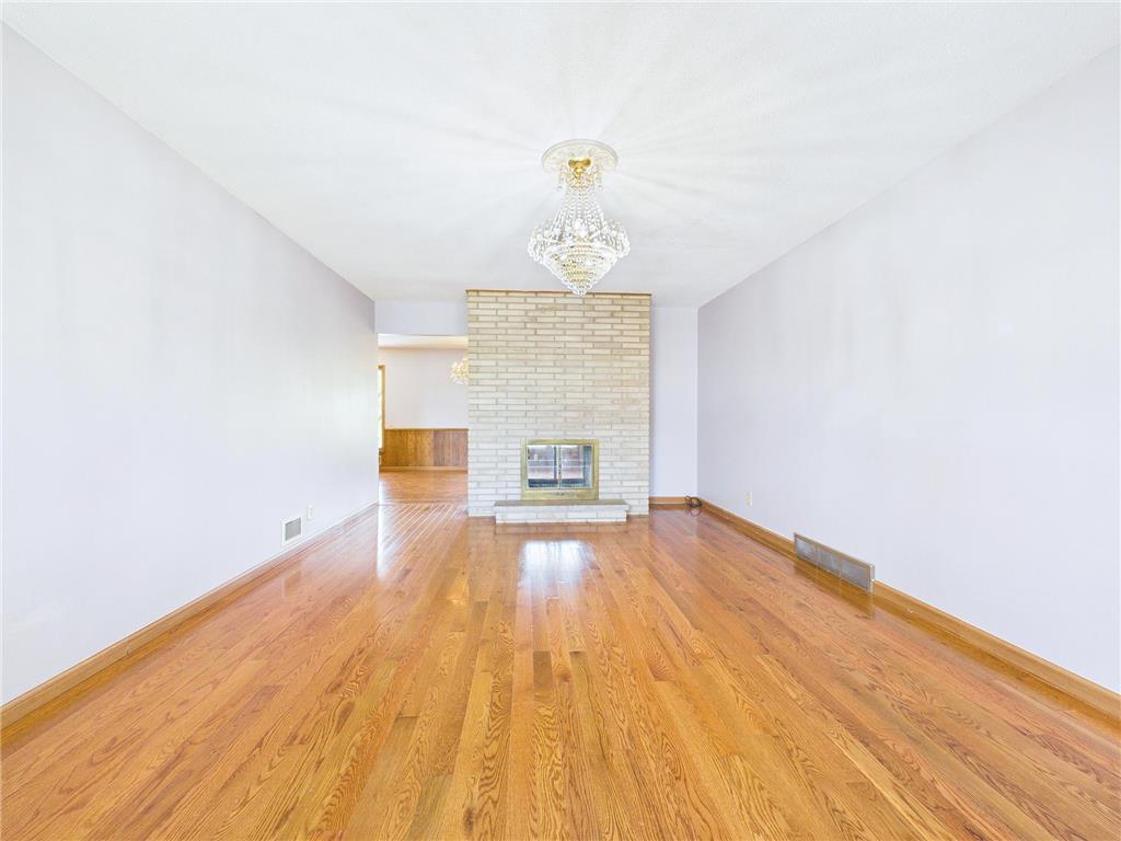5212 W 70th Street Edina MN 55439 7067736 image4