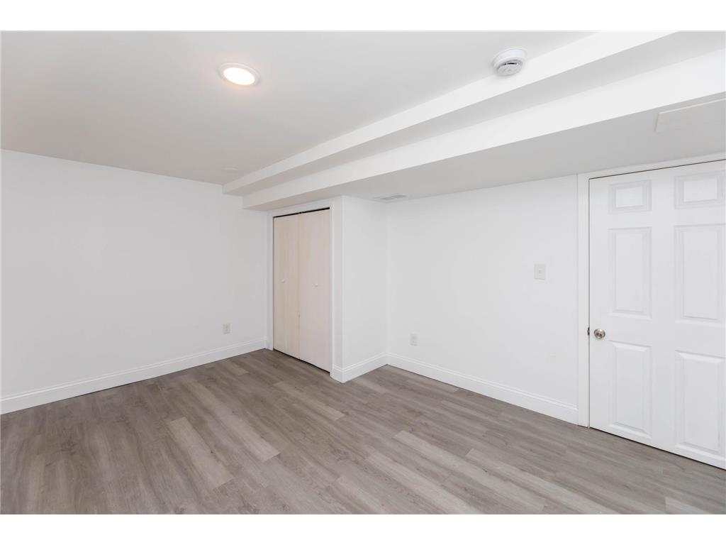 5214 Oliver Avenue N Minneapolis MN 55430 7028656 image23