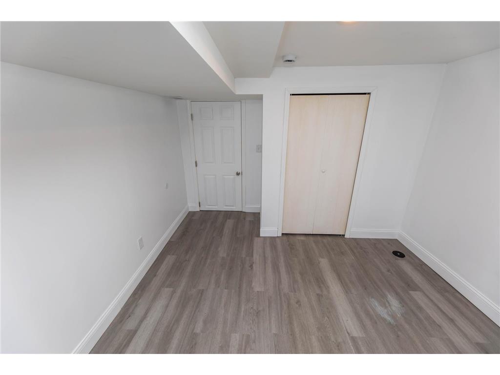 5214 Oliver Avenue N Minneapolis MN 55430 7028656 image30