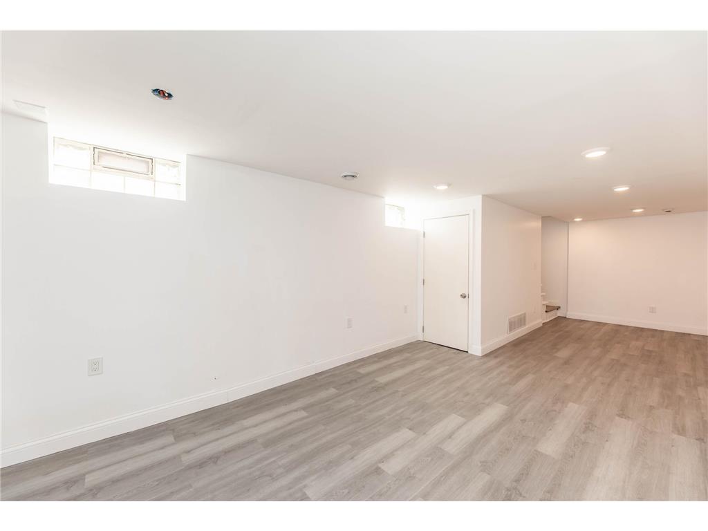 5214 Oliver Avenue N Minneapolis MN 55430 7028656 image31