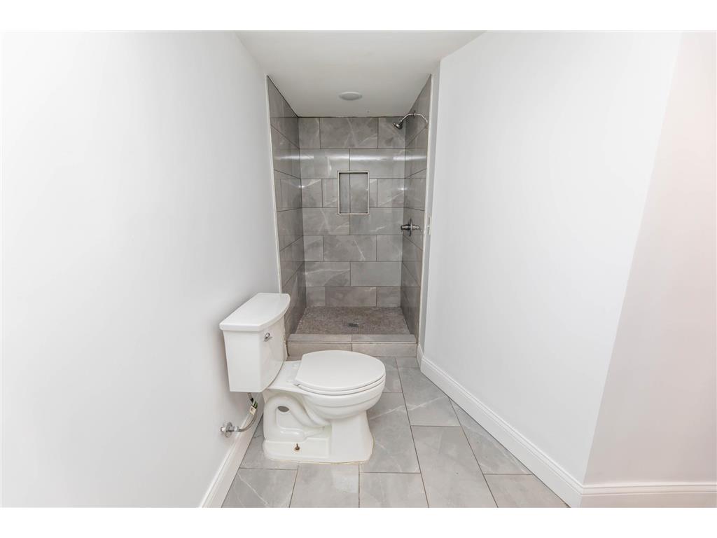 5214 Oliver Avenue N Minneapolis MN 55430 7028656 image32