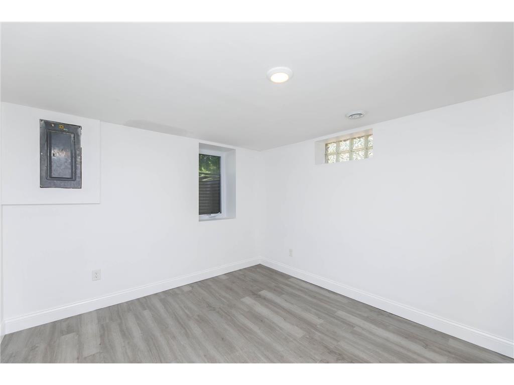 5214 Oliver Avenue N Minneapolis MN 55430 7093593 image24