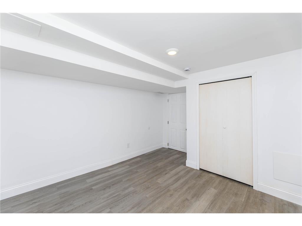 5214 Oliver Avenue N Minneapolis MN 55430 7093593 image26
