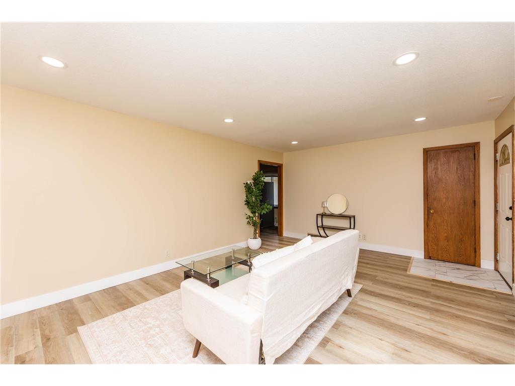 5214 Oliver Avenue N Minneapolis MN 55430 7093593 image7
