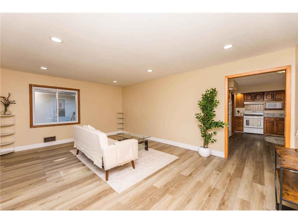 5214 Oliver Avenue N Minneapolis MN 55430 7093593 image8