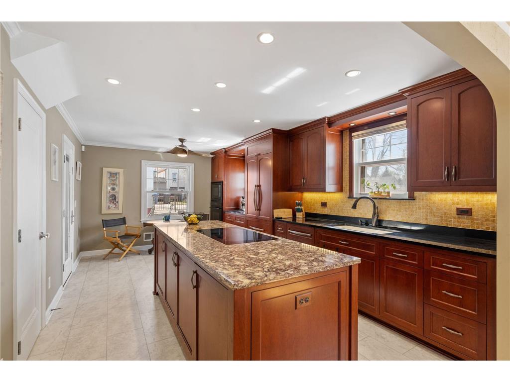 5215 12th Avenue S Minneapolis MN 55417 7054695 image23