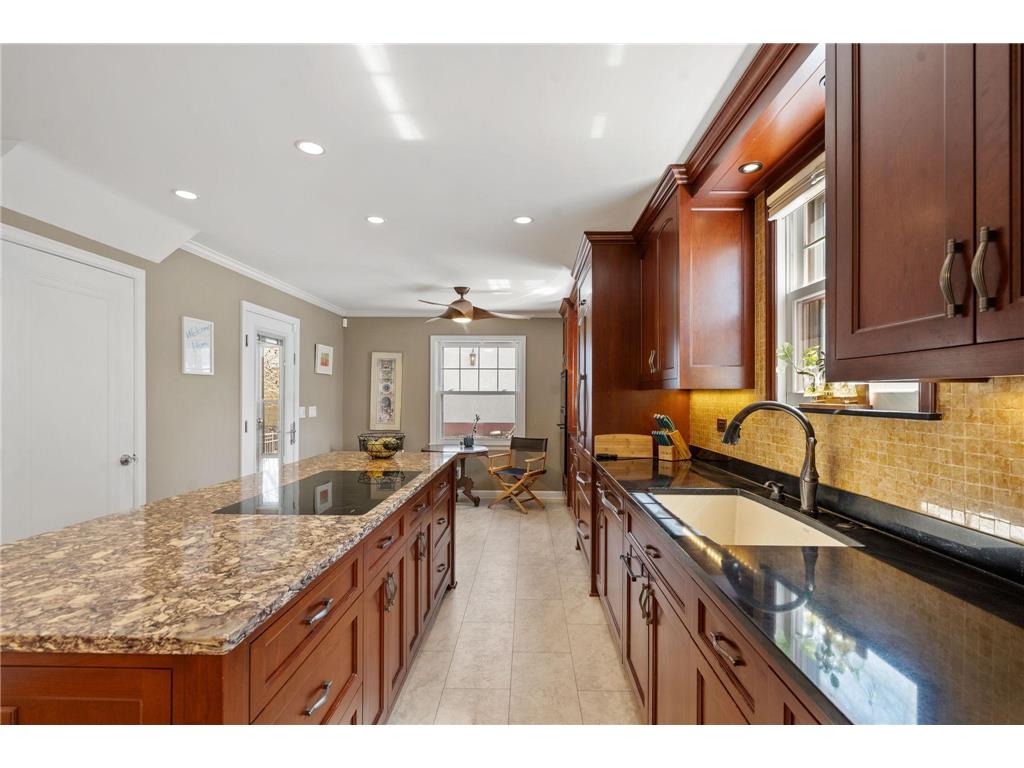 5215 12th Avenue S Minneapolis MN 55417 7054695 image24