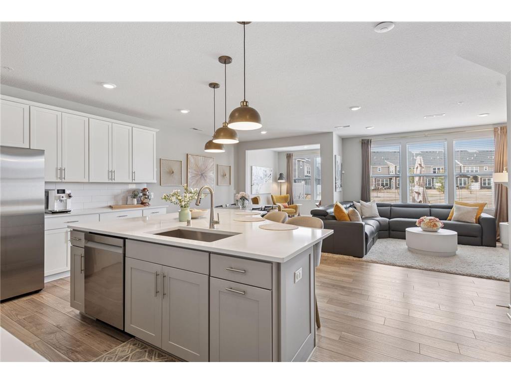 5215 94th Lane N Brooklyn Park MN 55443 6703898 image1