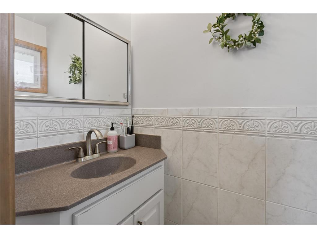 5216 W 110th Street Bloomington MN 55437 7067973 image11