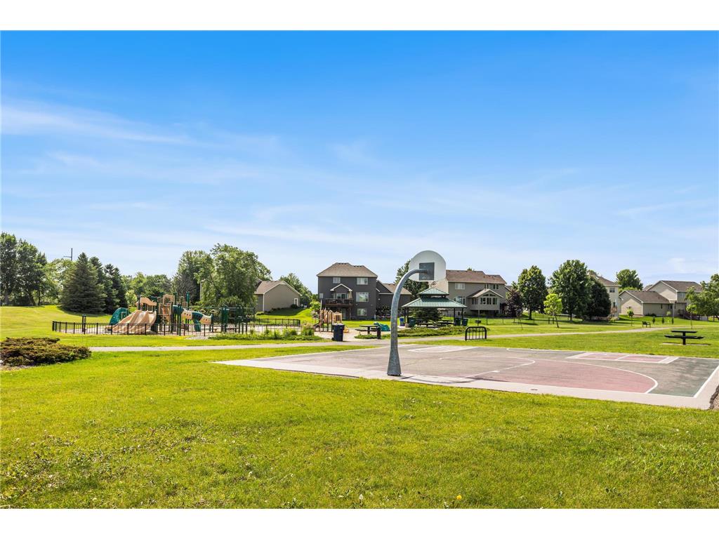 5217 107th Avenue N Brooklyn Park MN 55443 7098771 image44