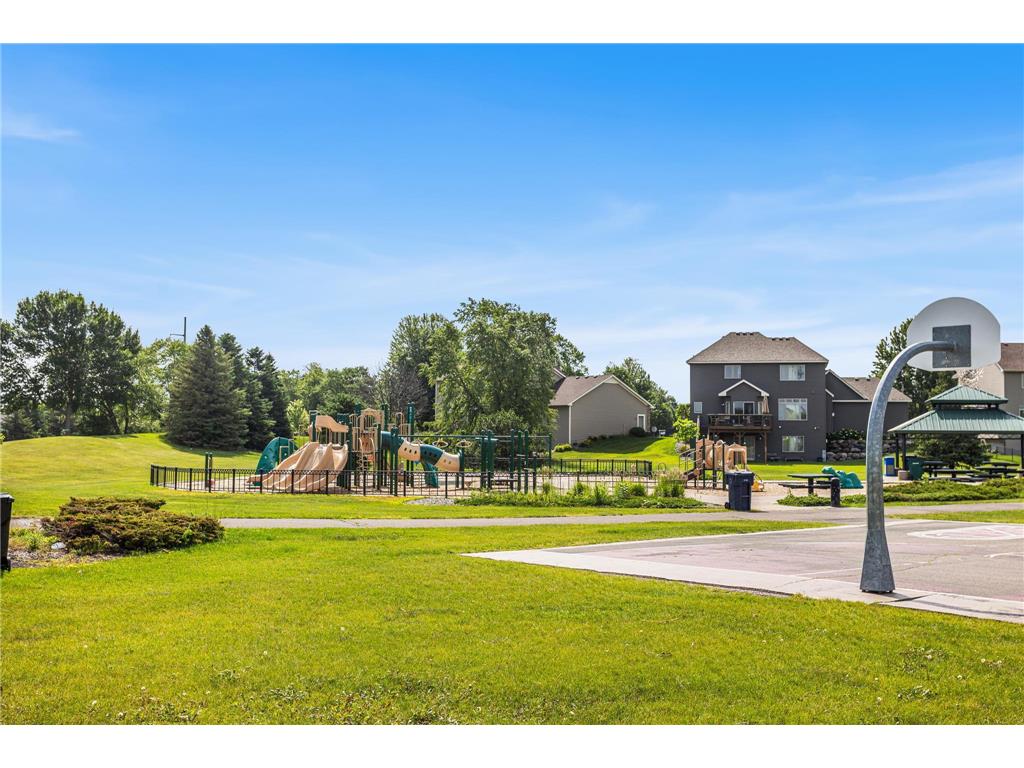 5217 107th Avenue N Brooklyn Park MN 55443 7098771 image45
