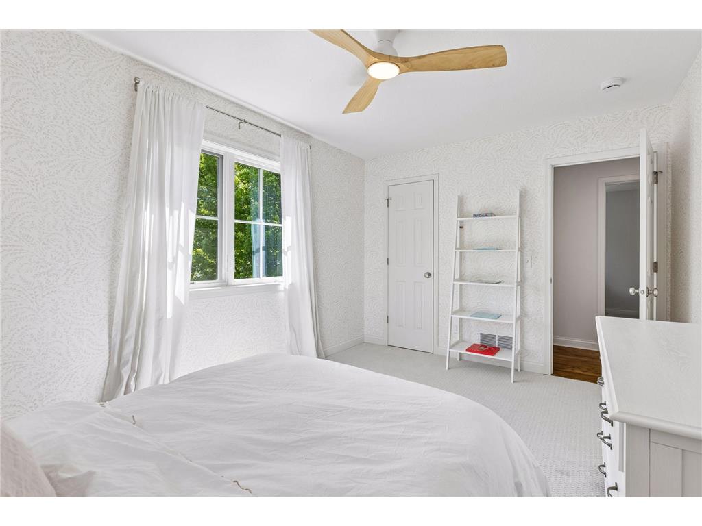 5217 Chowen Avenue S Minneapolis MN 55410 7059377 image29