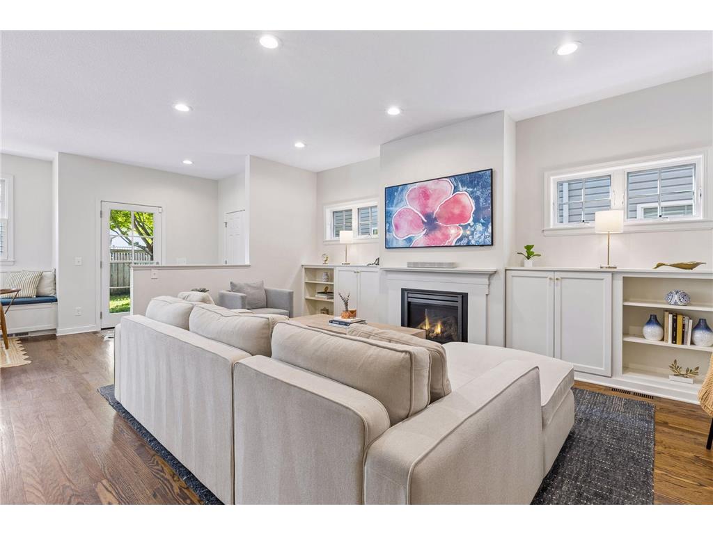 5217 Chowen Avenue S Minneapolis MN 55410 7059377 image3