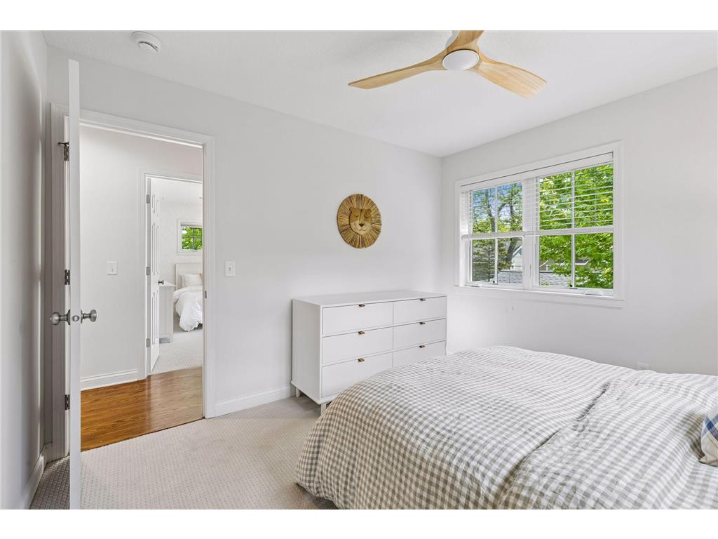 5217 Chowen Avenue S Minneapolis MN 55410 7059377 image31
