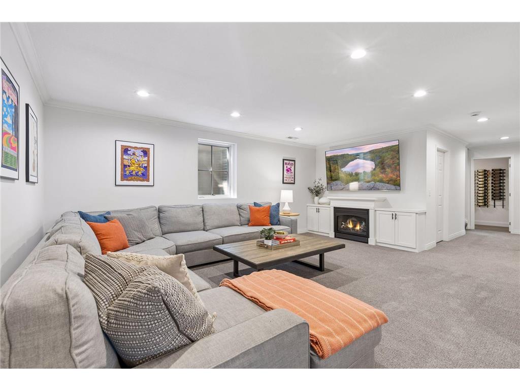 5217 Chowen Avenue S Minneapolis MN 55410 7059377 image35