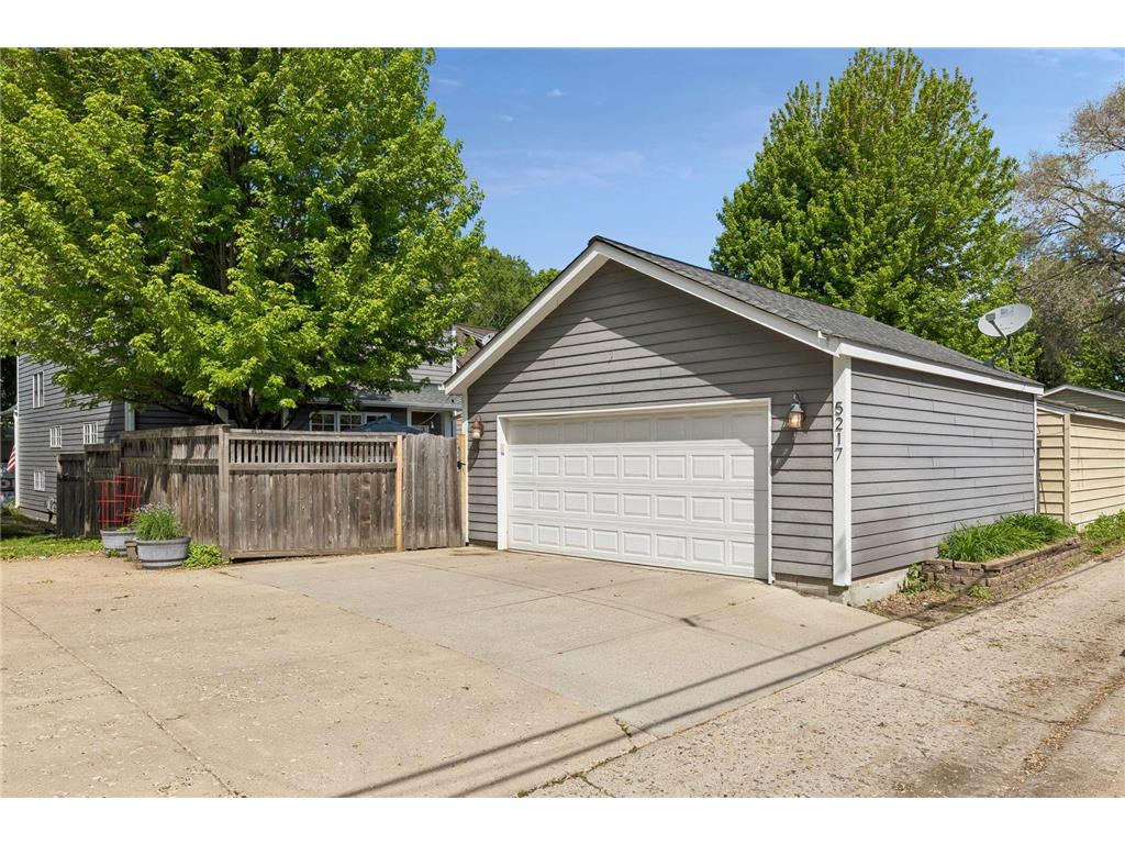 5217 Chowen Avenue S Minneapolis MN 55410 7059377 image51