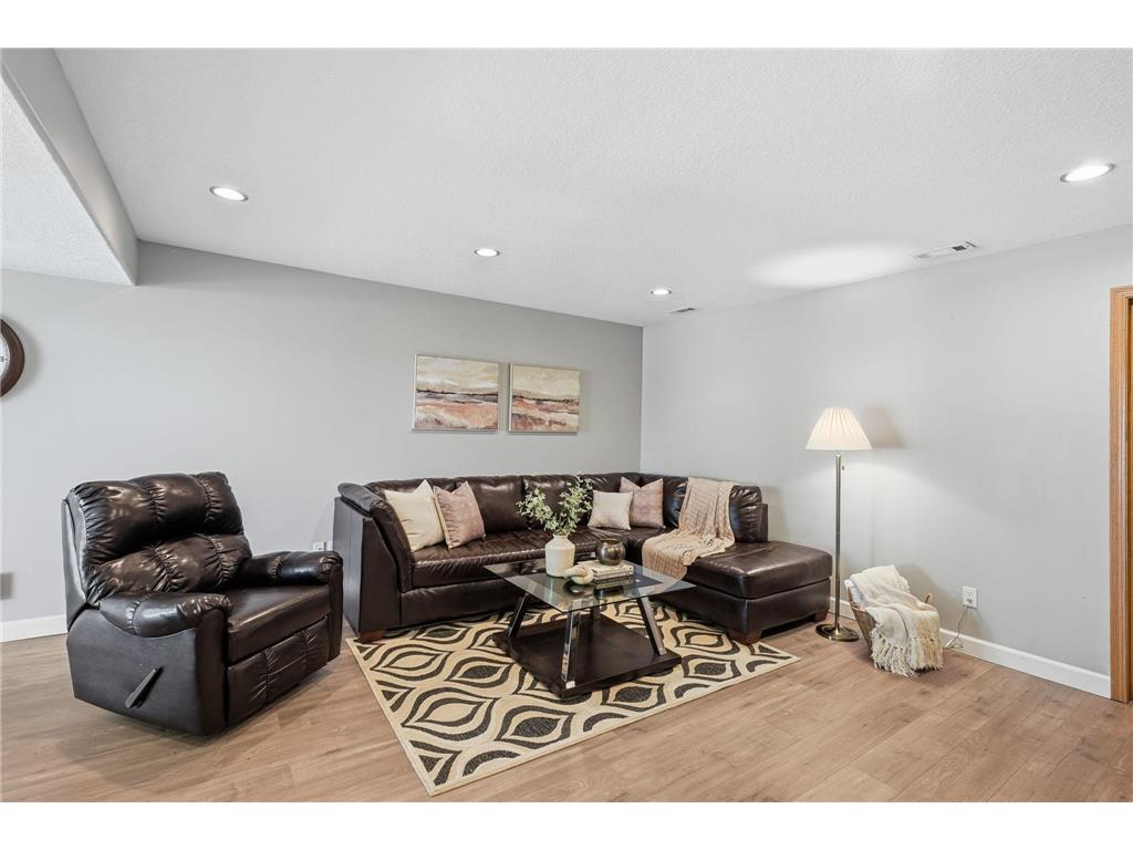 5217 King Arthur Drive NW Rochester MN 55901 7089614 image20