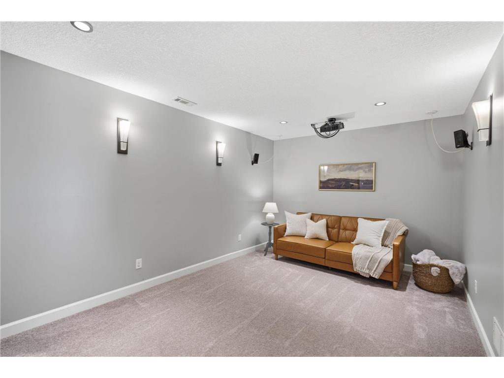 5217 King Arthur Drive NW Rochester MN 55901 7089614 image25