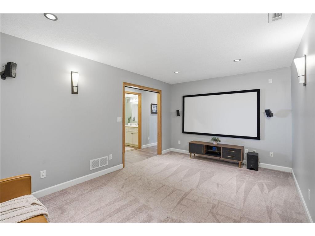5217 King Arthur Drive NW Rochester MN 55901 7089614 image26